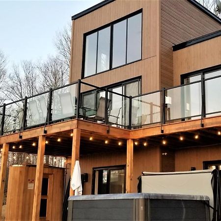 הוילה La Conception Chalet Serenity - Mont Tremblant Ski - Spa Sauna Wifi Tv Privet Chic Modern House מראה חיצוני תמונה