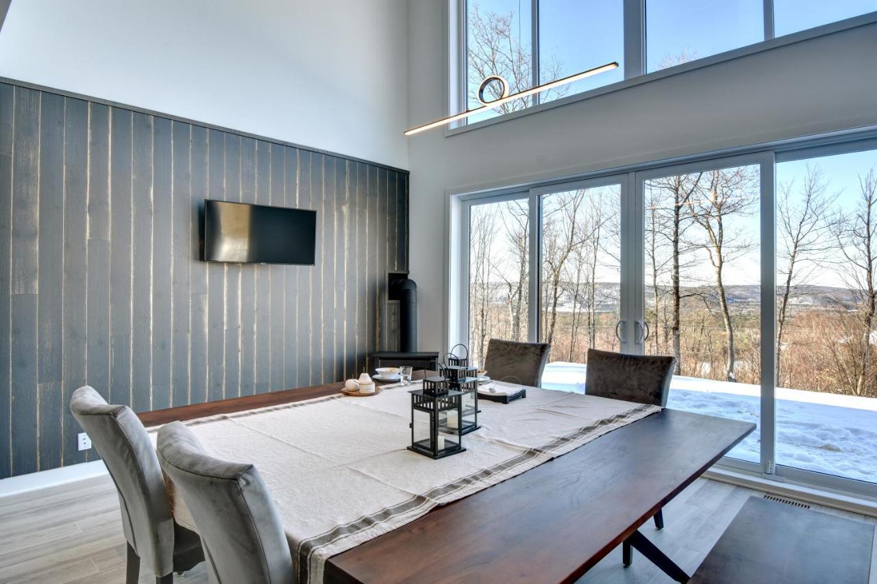 הוילה La Conception Chalet Serenity - Mont Tremblant Ski - Spa Sauna Wifi Tv Privet Chic Modern House מראה חיצוני תמונה