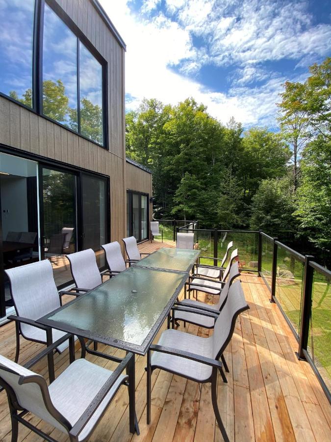 הוילה La Conception Chalet Serenity - Mont Tremblant Ski - Spa Sauna Wifi Tv Privet Chic Modern House מראה חיצוני תמונה
