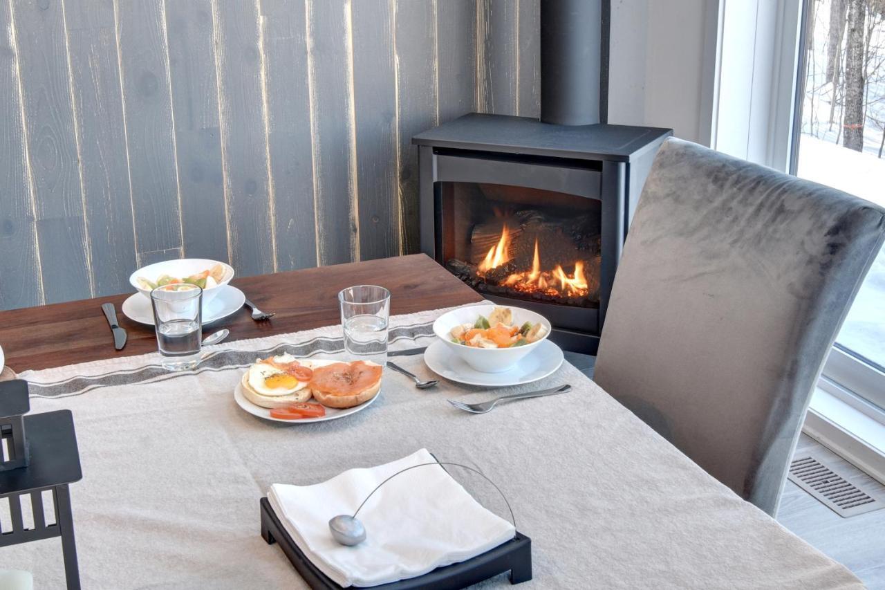 הוילה La Conception Chalet Serenity - Mont Tremblant Ski - Spa Sauna Wifi Tv Privet Chic Modern House מראה חיצוני תמונה