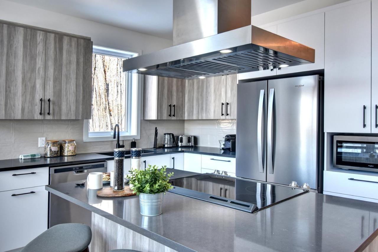 הוילה La Conception Chalet Serenity - Mont Tremblant Ski - Spa Sauna Wifi Tv Privet Chic Modern House מראה חיצוני תמונה