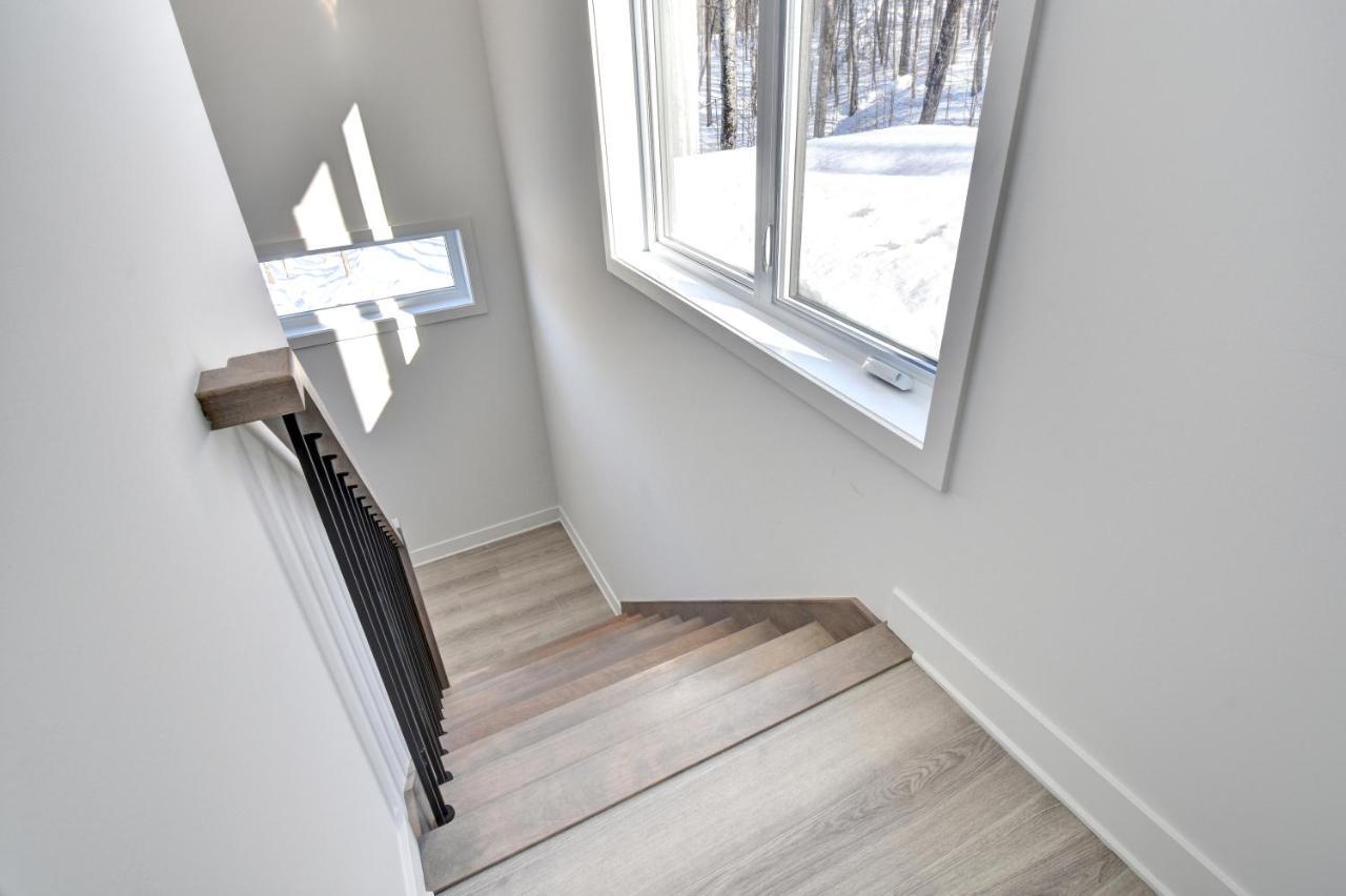 הוילה La Conception Chalet Serenity - Mont Tremblant Ski - Spa Sauna Wifi Tv Privet Chic Modern House מראה חיצוני תמונה