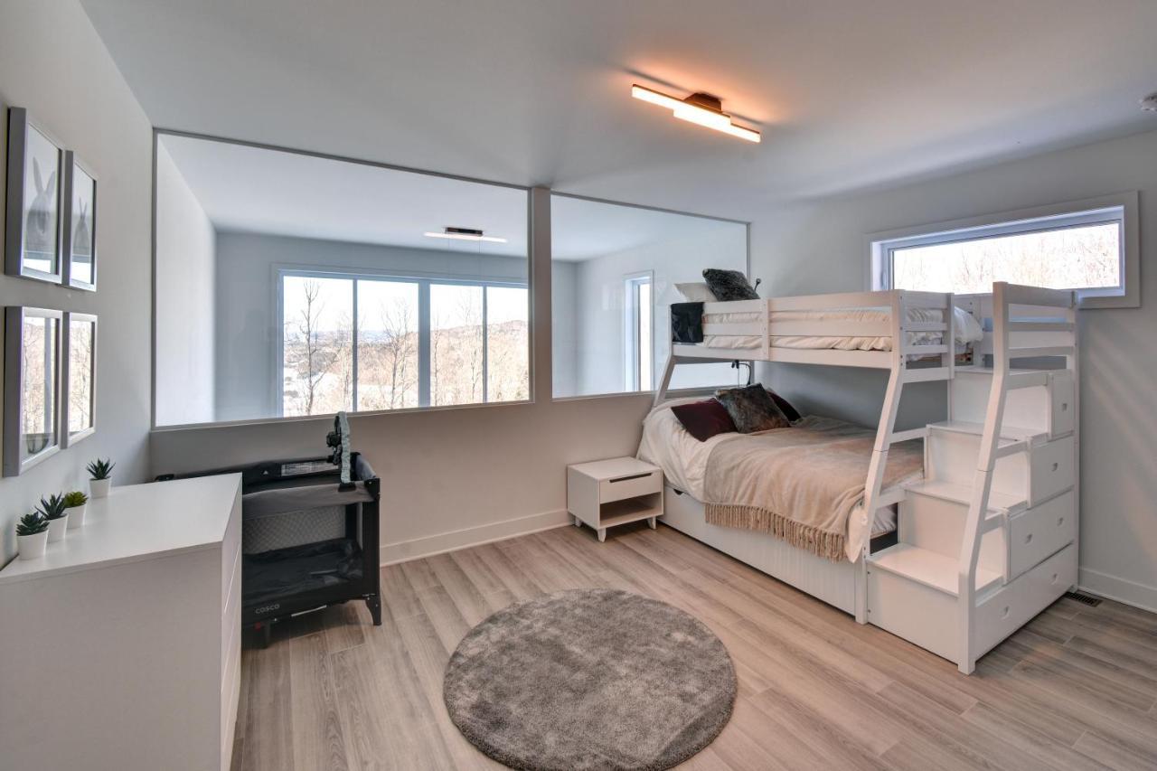 הוילה La Conception Chalet Serenity - Mont Tremblant Ski - Spa Sauna Wifi Tv Privet Chic Modern House מראה חיצוני תמונה